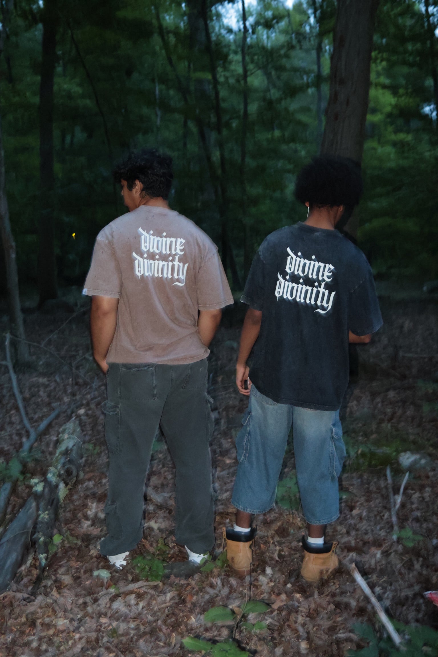 WASHED OBSIDIAN DIVIN3 DIVINITY TEE