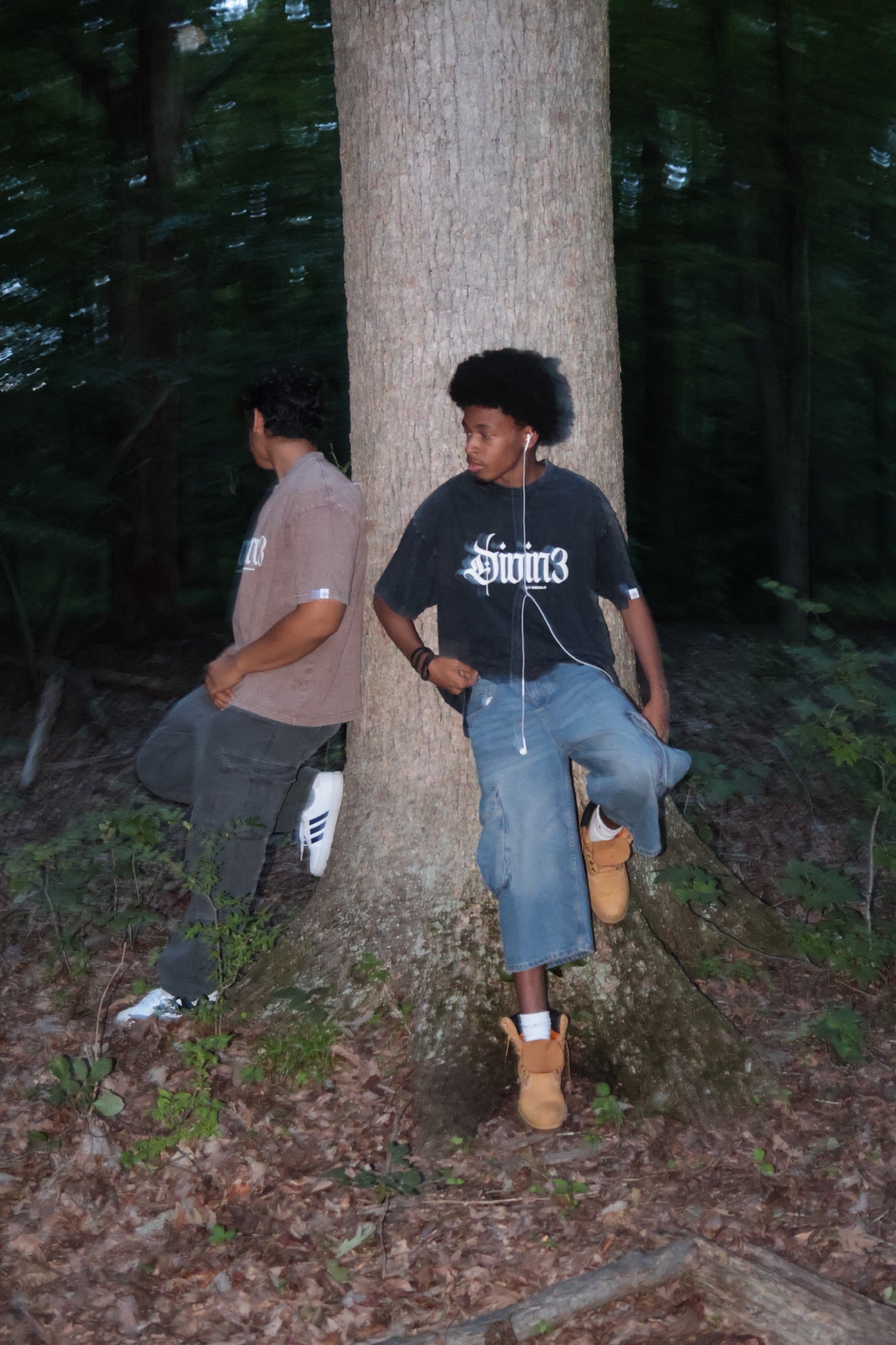 WASHED OBSIDIAN DIVIN3 DIVINITY TEE